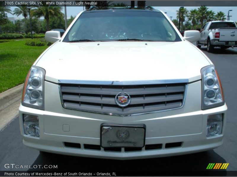 White Diamond / Light Neutral 2005 Cadillac SRX V6