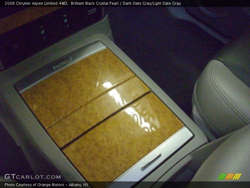 Brilliant Black Crystal Pearl / Dark Slate Gray/Light Slate Gray 2008 Chrysler Aspen Limited 4WD