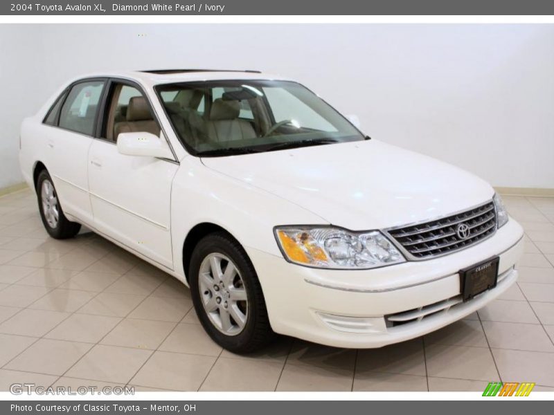 Diamond White Pearl / Ivory 2004 Toyota Avalon XL