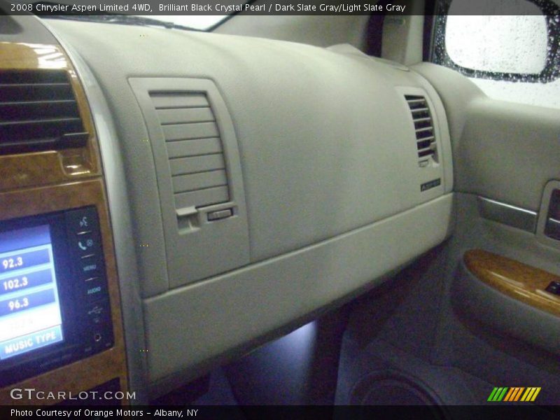Brilliant Black Crystal Pearl / Dark Slate Gray/Light Slate Gray 2008 Chrysler Aspen Limited 4WD
