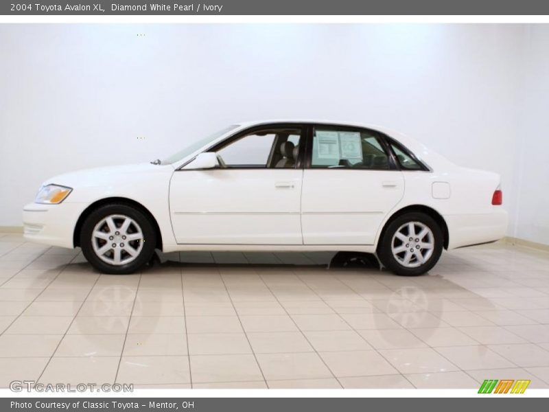 Diamond White Pearl / Ivory 2004 Toyota Avalon XL