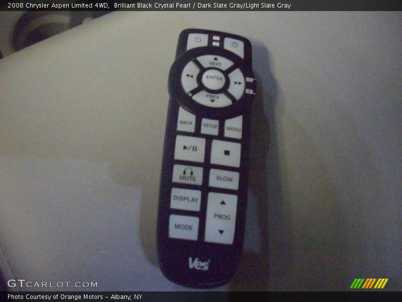 Brilliant Black Crystal Pearl / Dark Slate Gray/Light Slate Gray 2008 Chrysler Aspen Limited 4WD