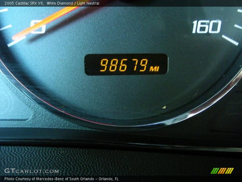 White Diamond / Light Neutral 2005 Cadillac SRX V6