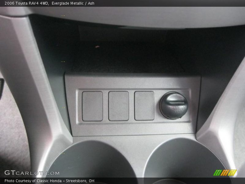 Everglade Metallic / Ash 2006 Toyota RAV4 4WD