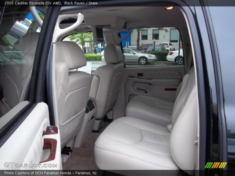 Black Raven / Shale 2005 Cadillac Escalade ESV AWD