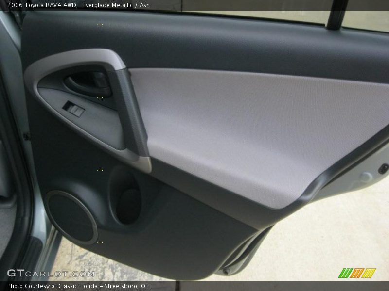 Everglade Metallic / Ash 2006 Toyota RAV4 4WD