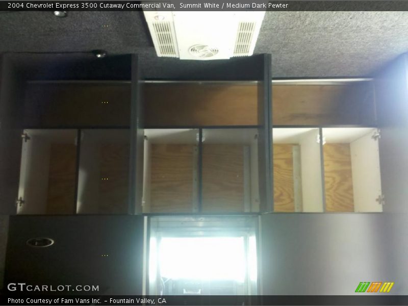 Summit White / Medium Dark Pewter 2004 Chevrolet Express 3500 Cutaway Commercial Van