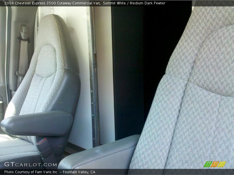 Summit White / Medium Dark Pewter 2004 Chevrolet Express 3500 Cutaway Commercial Van