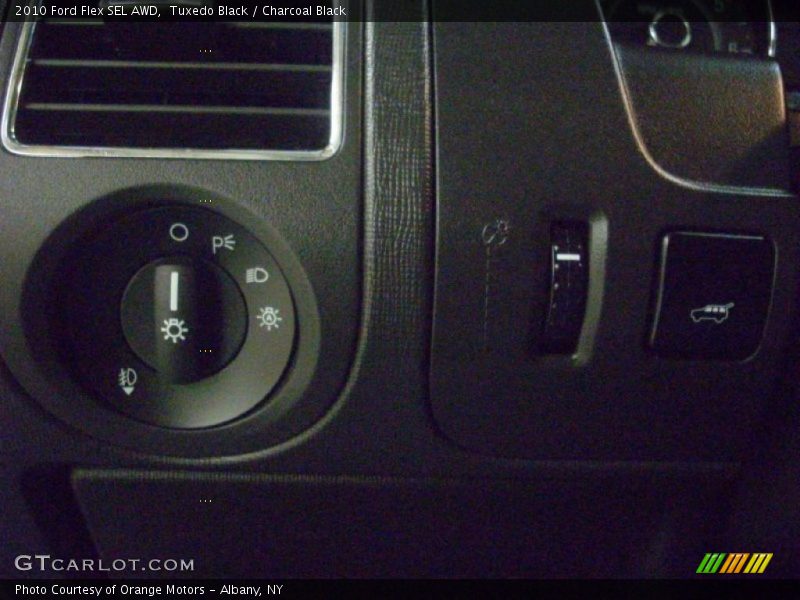 Tuxedo Black / Charcoal Black 2010 Ford Flex SEL AWD