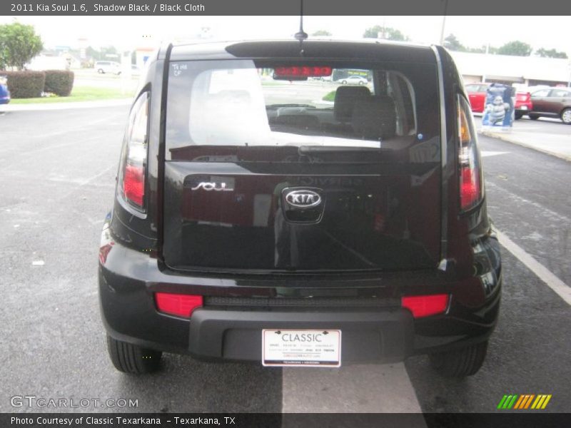 Shadow Black / Black Cloth 2011 Kia Soul 1.6