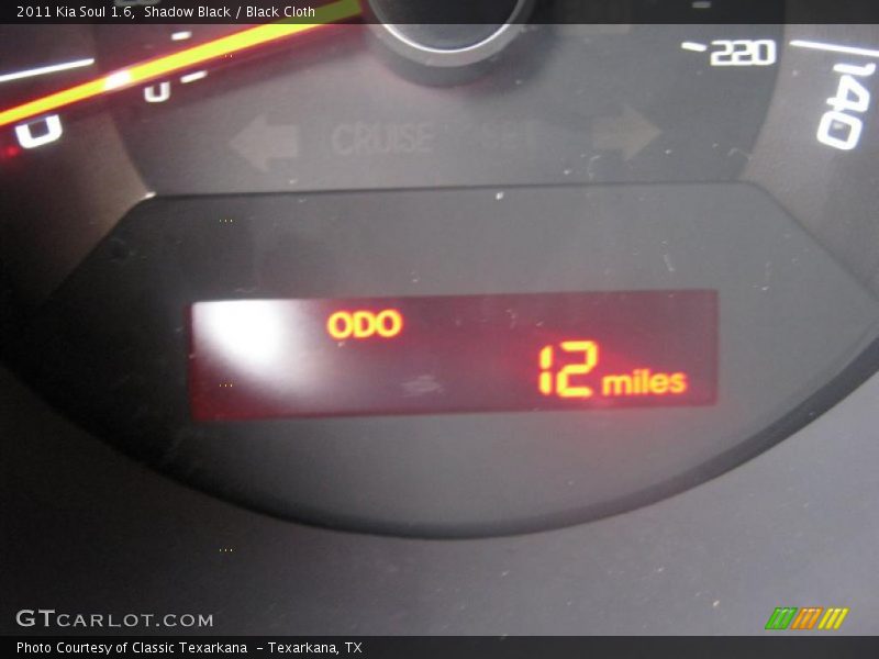 Shadow Black / Black Cloth 2011 Kia Soul 1.6