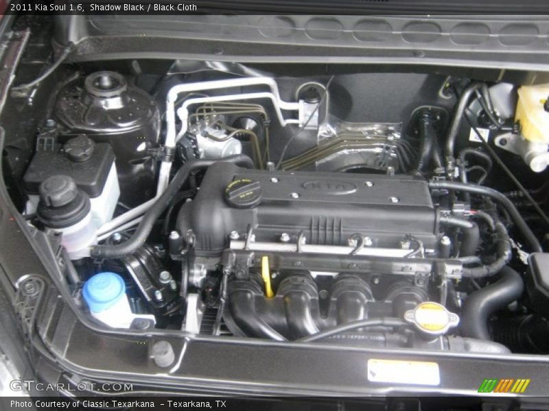 Shadow Black / Black Cloth 2011 Kia Soul 1.6