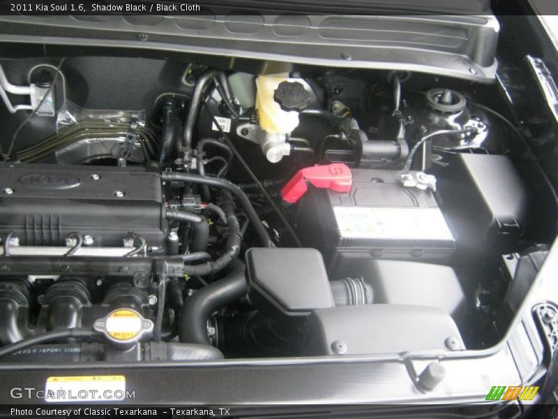 Shadow Black / Black Cloth 2011 Kia Soul 1.6