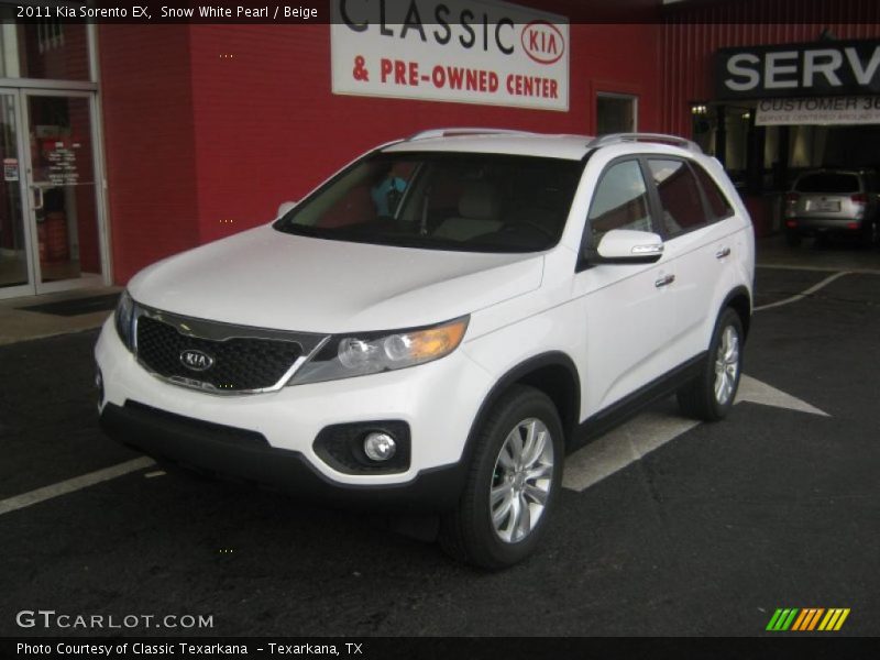 Snow White Pearl / Beige 2011 Kia Sorento EX