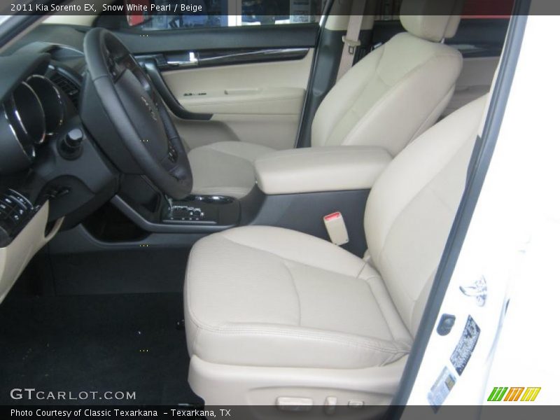 Snow White Pearl / Beige 2011 Kia Sorento EX