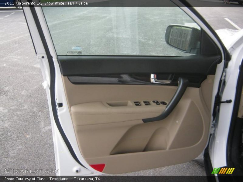 Snow White Pearl / Beige 2011 Kia Sorento EX