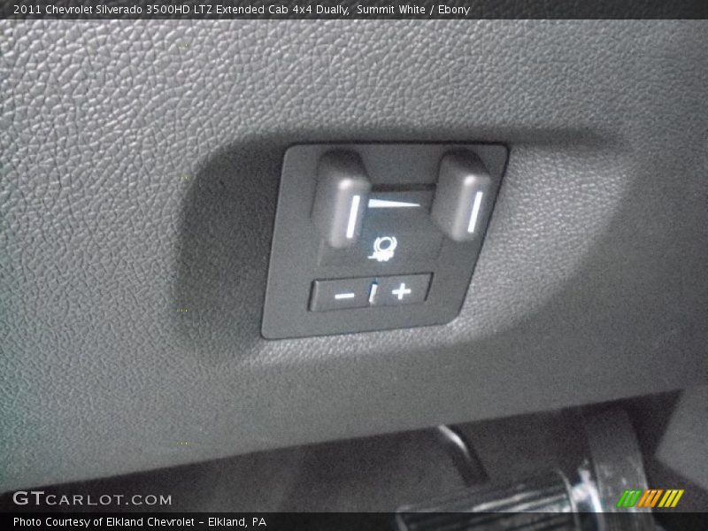 Summit White / Ebony 2011 Chevrolet Silverado 3500HD LTZ Extended Cab 4x4 Dually