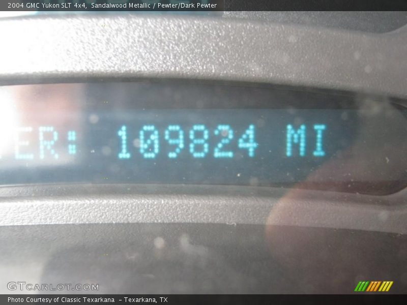 Sandalwood Metallic / Pewter/Dark Pewter 2004 GMC Yukon SLT 4x4