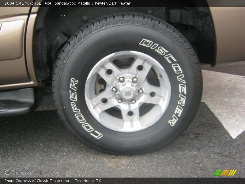 Sandalwood Metallic / Pewter/Dark Pewter 2004 GMC Yukon SLT 4x4