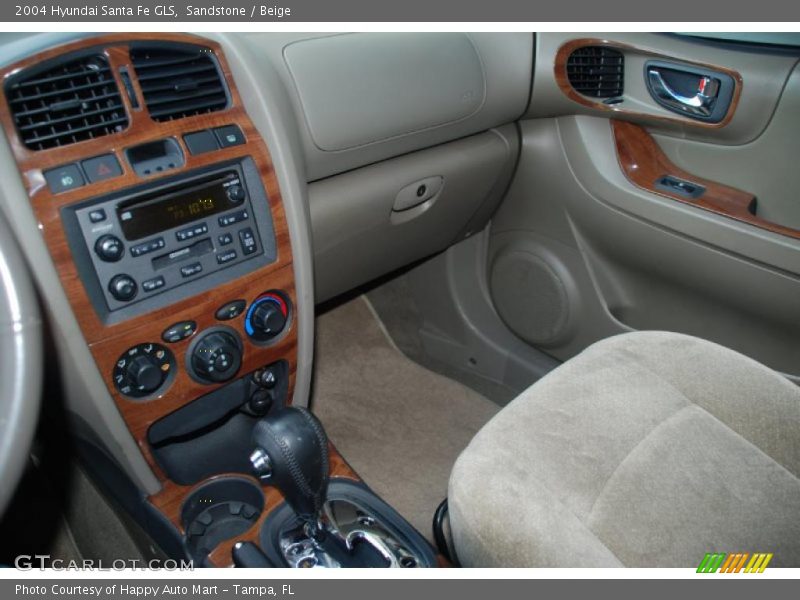 Sandstone / Beige 2004 Hyundai Santa Fe GLS