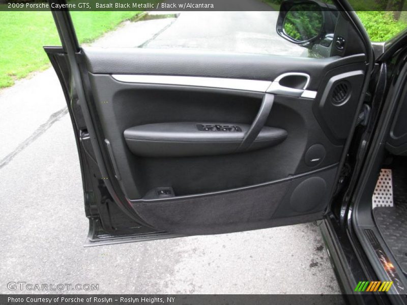 Door Panel of 2009 Cayenne GTS