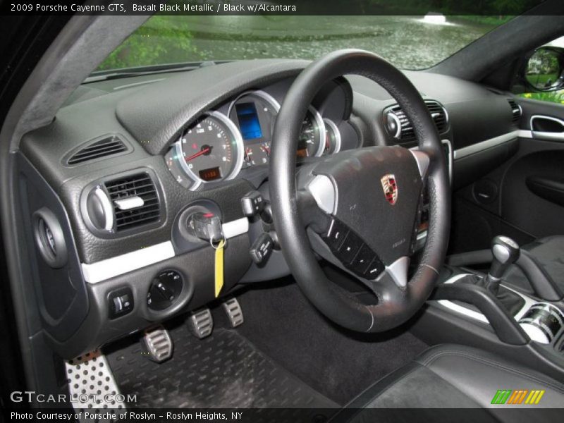 Basalt Black Metallic / Black w/Alcantara 2009 Porsche Cayenne GTS