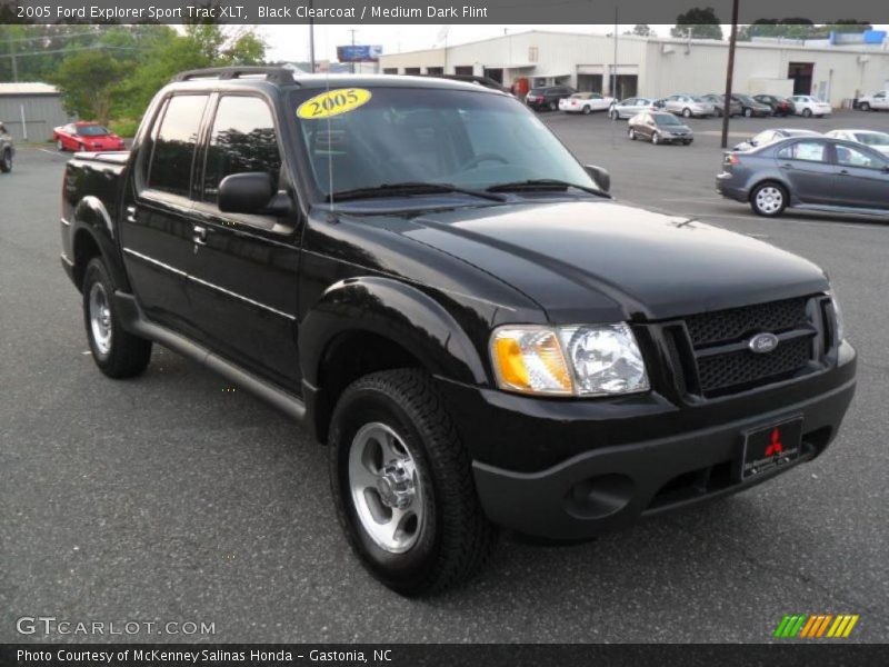 Black Clearcoat / Medium Dark Flint 2005 Ford Explorer Sport Trac XLT