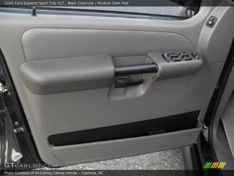 Black Clearcoat / Medium Dark Flint 2005 Ford Explorer Sport Trac XLT