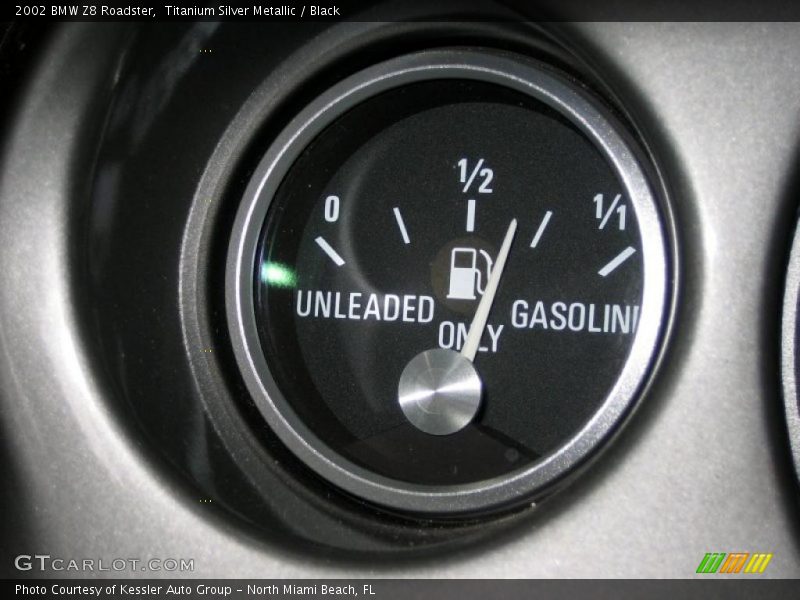  2002 Z8 Roadster Roadster Gauges