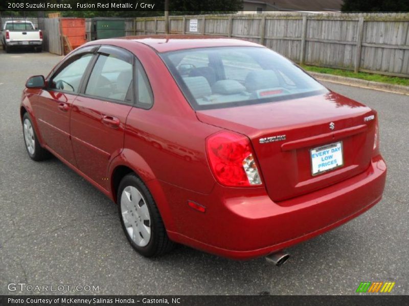 Fusion Red Metallic / Grey 2008 Suzuki Forenza