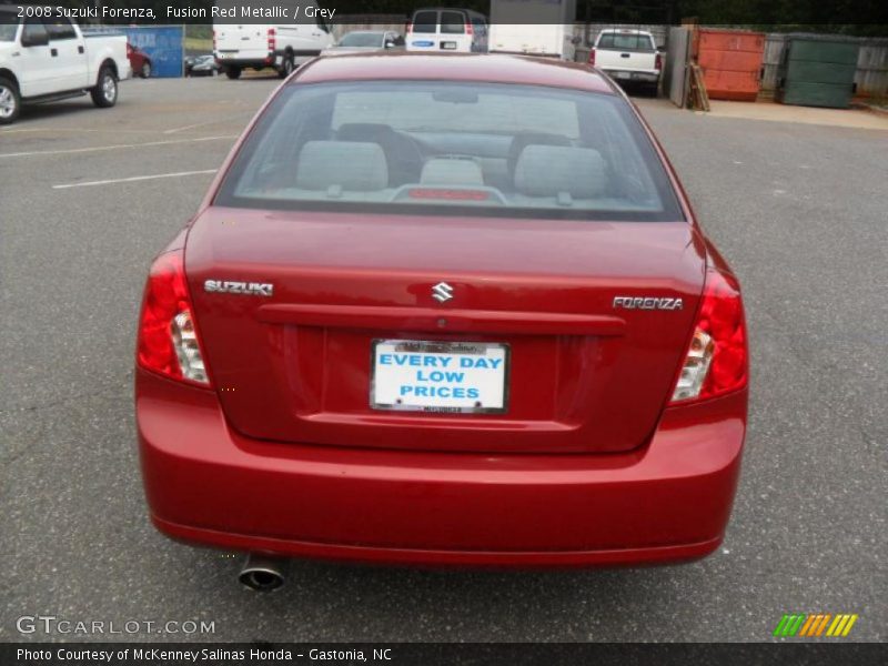 Fusion Red Metallic / Grey 2008 Suzuki Forenza