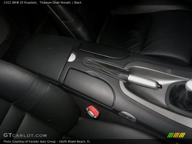 Controls of 2002 Z8 Roadster