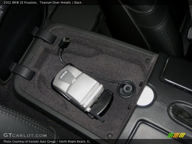 Controls of 2002 Z8 Roadster