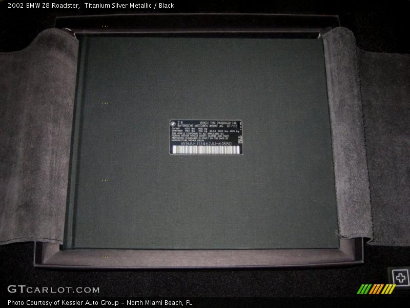 Info Tag of 2002 Z8 Roadster