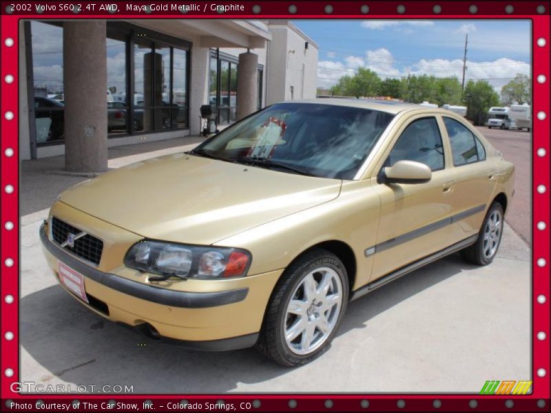 Maya Gold Metallic / Graphite 2002 Volvo S60 2.4T AWD