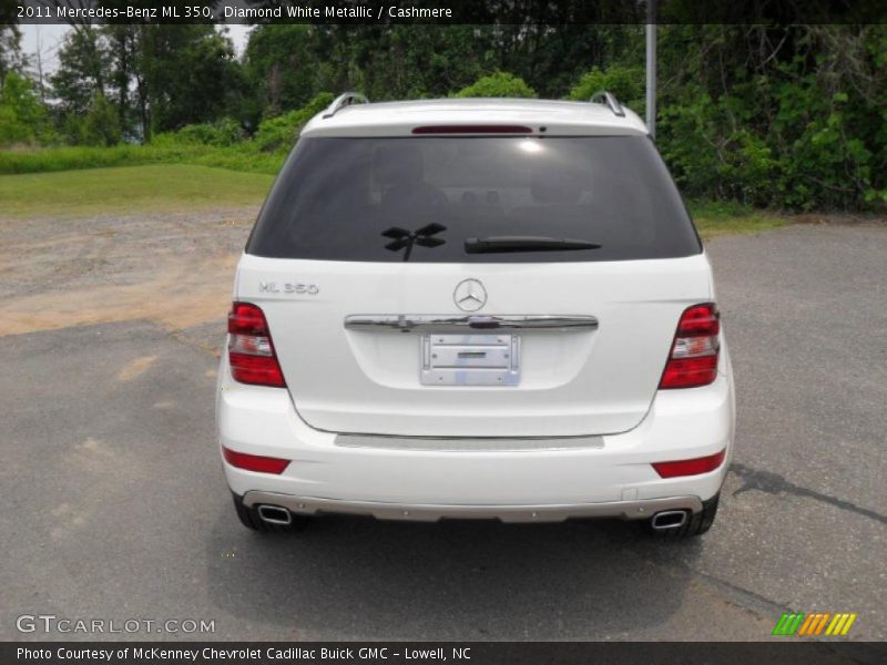 Diamond White Metallic / Cashmere 2011 Mercedes-Benz ML 350