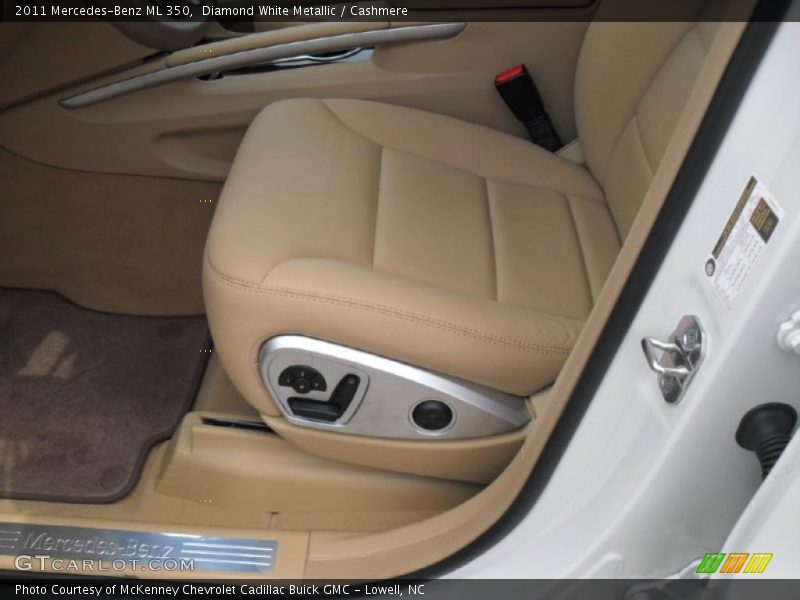 Diamond White Metallic / Cashmere 2011 Mercedes-Benz ML 350