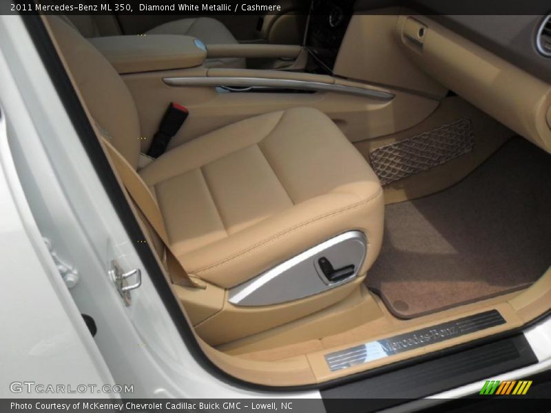 Diamond White Metallic / Cashmere 2011 Mercedes-Benz ML 350