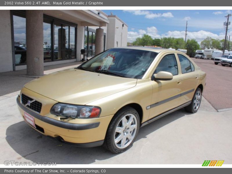 Maya Gold Metallic / Graphite 2002 Volvo S60 2.4T AWD