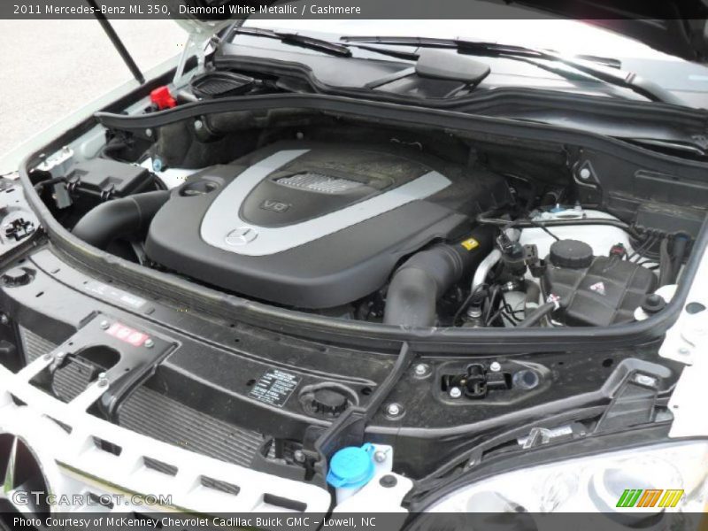 Diamond White Metallic / Cashmere 2011 Mercedes-Benz ML 350