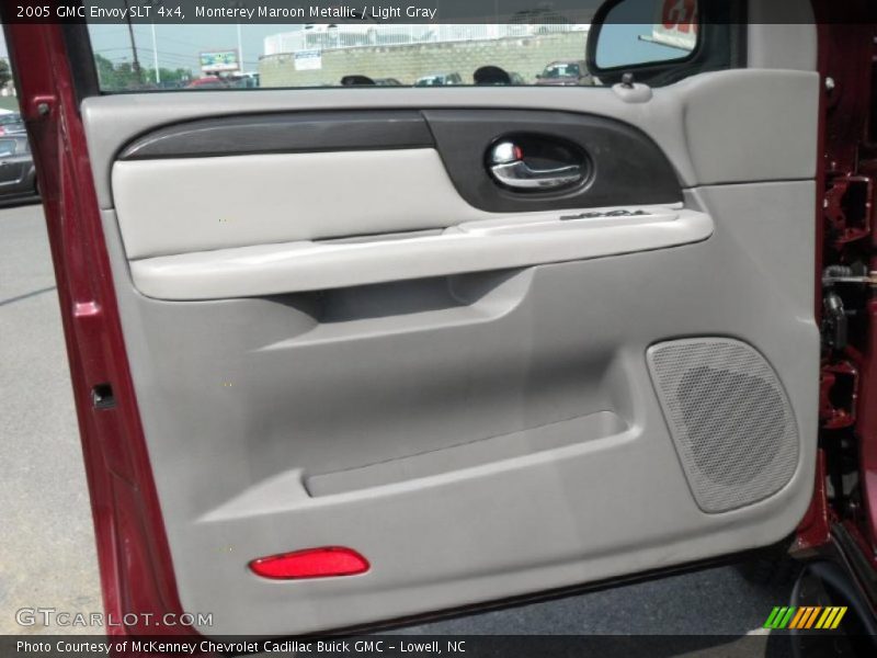 Monterey Maroon Metallic / Light Gray 2005 GMC Envoy SLT 4x4