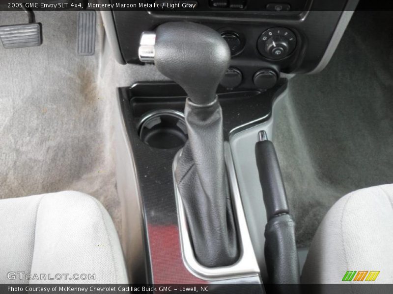 Monterey Maroon Metallic / Light Gray 2005 GMC Envoy SLT 4x4