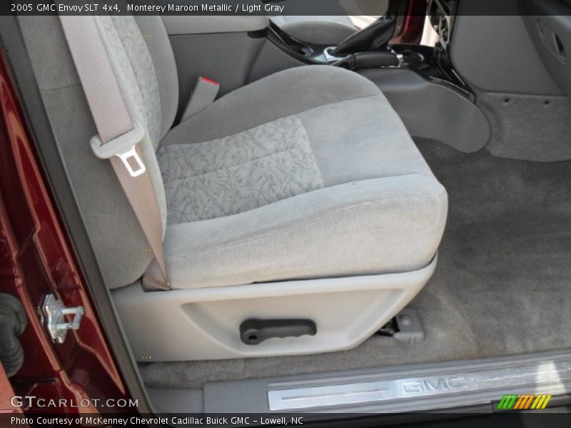Monterey Maroon Metallic / Light Gray 2005 GMC Envoy SLT 4x4
