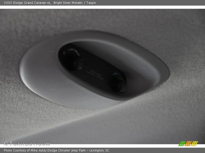 Bright Silver Metallic / Taupe 2003 Dodge Grand Caravan eL