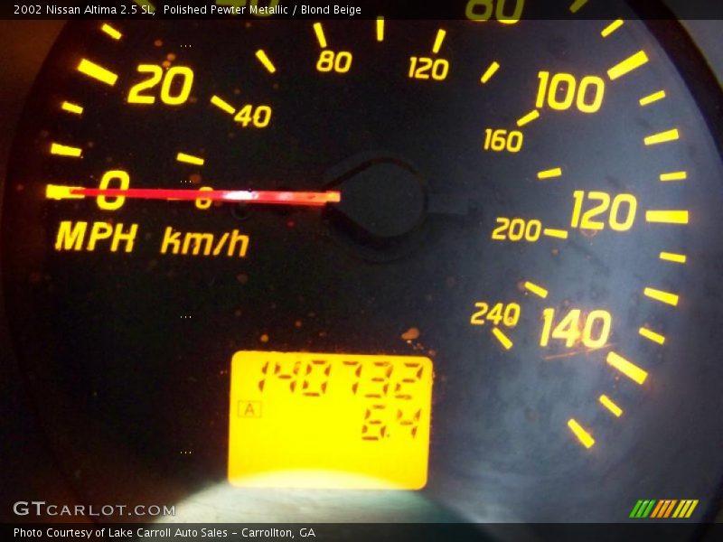 Polished Pewter Metallic / Blond Beige 2002 Nissan Altima 2.5 SL