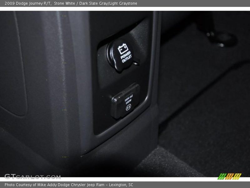 Stone White / Dark Slate Gray/Light Graystone 2009 Dodge Journey R/T