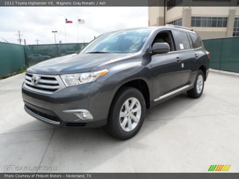 Magnetic Gray Metallic / Ash 2011 Toyota Highlander V6