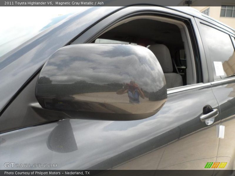 Magnetic Gray Metallic / Ash 2011 Toyota Highlander V6