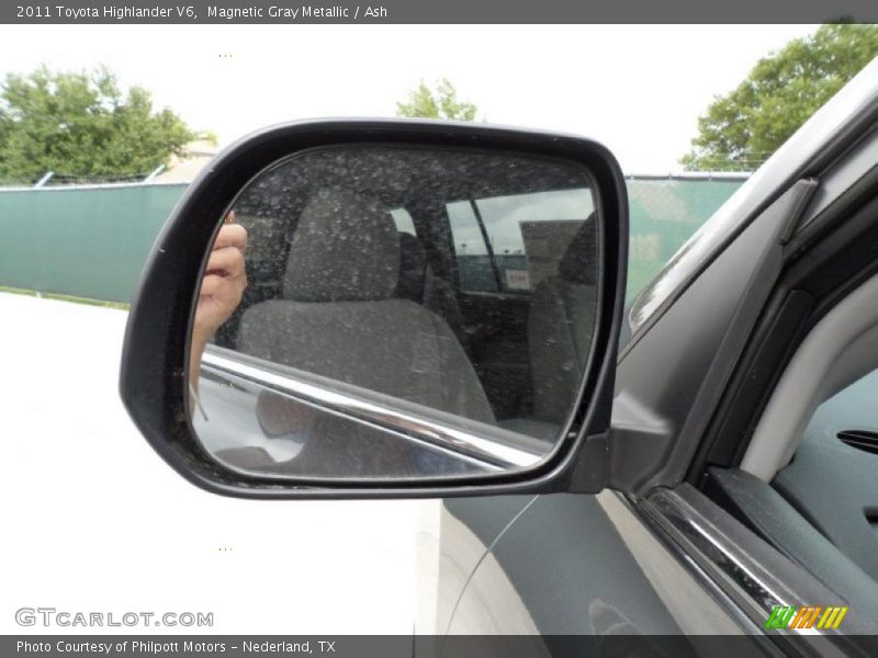 Magnetic Gray Metallic / Ash 2011 Toyota Highlander V6