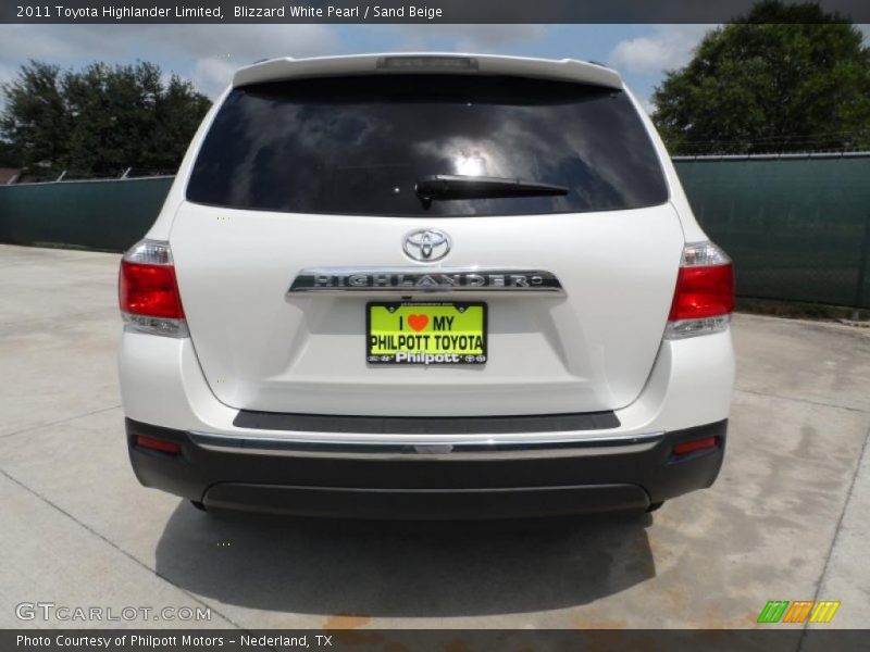 Blizzard White Pearl / Sand Beige 2011 Toyota Highlander Limited